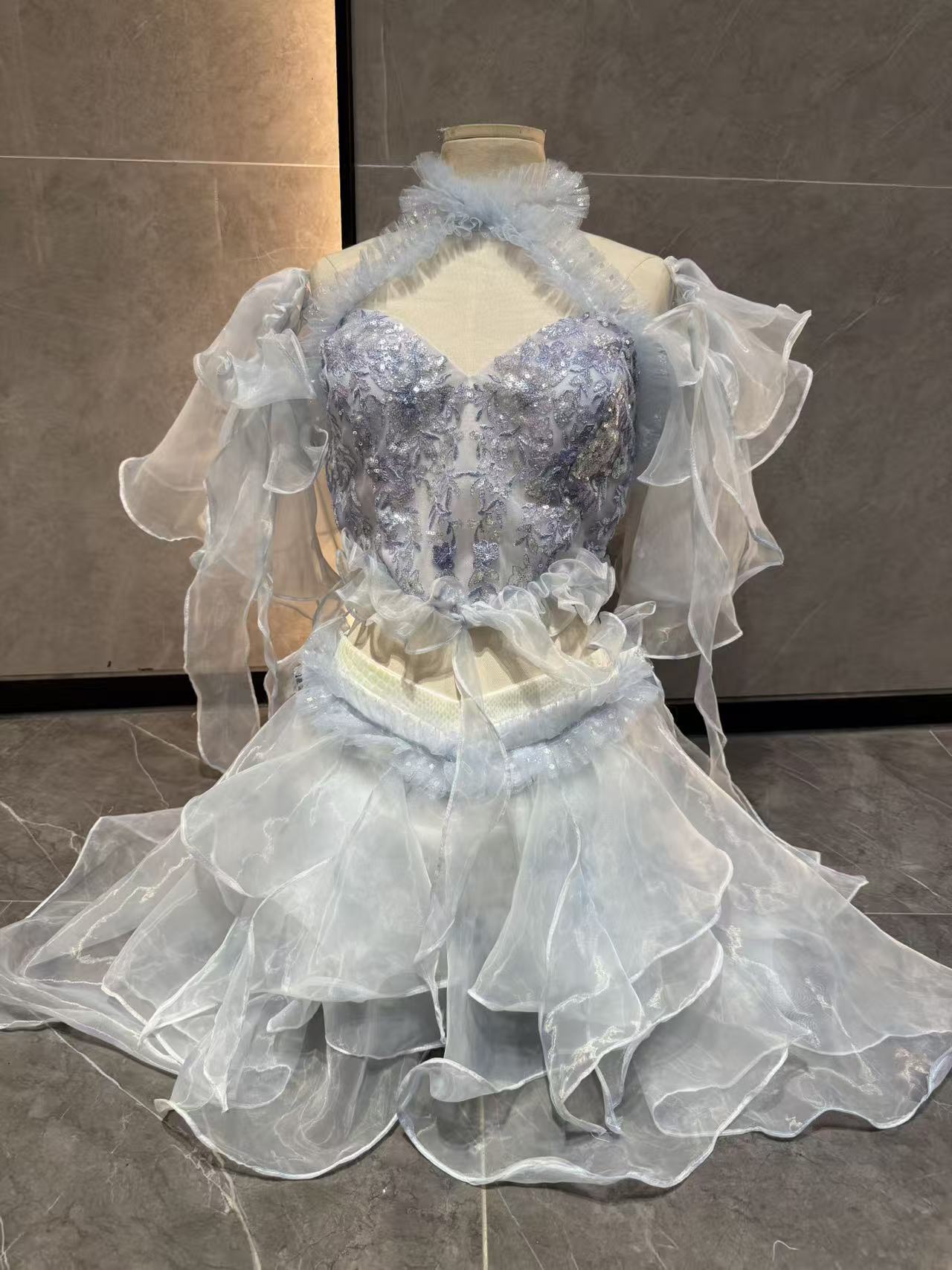 Costume de cosplay anime, robe - Aquarium & Marine Museum Ums avis et prix